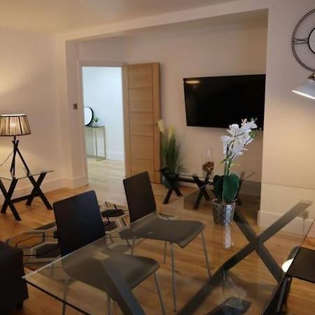 The Basement Appartement Londen Buitenkant foto