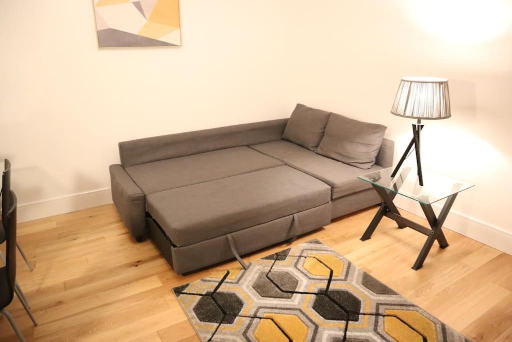 The Basement Appartement Londen Buitenkant foto